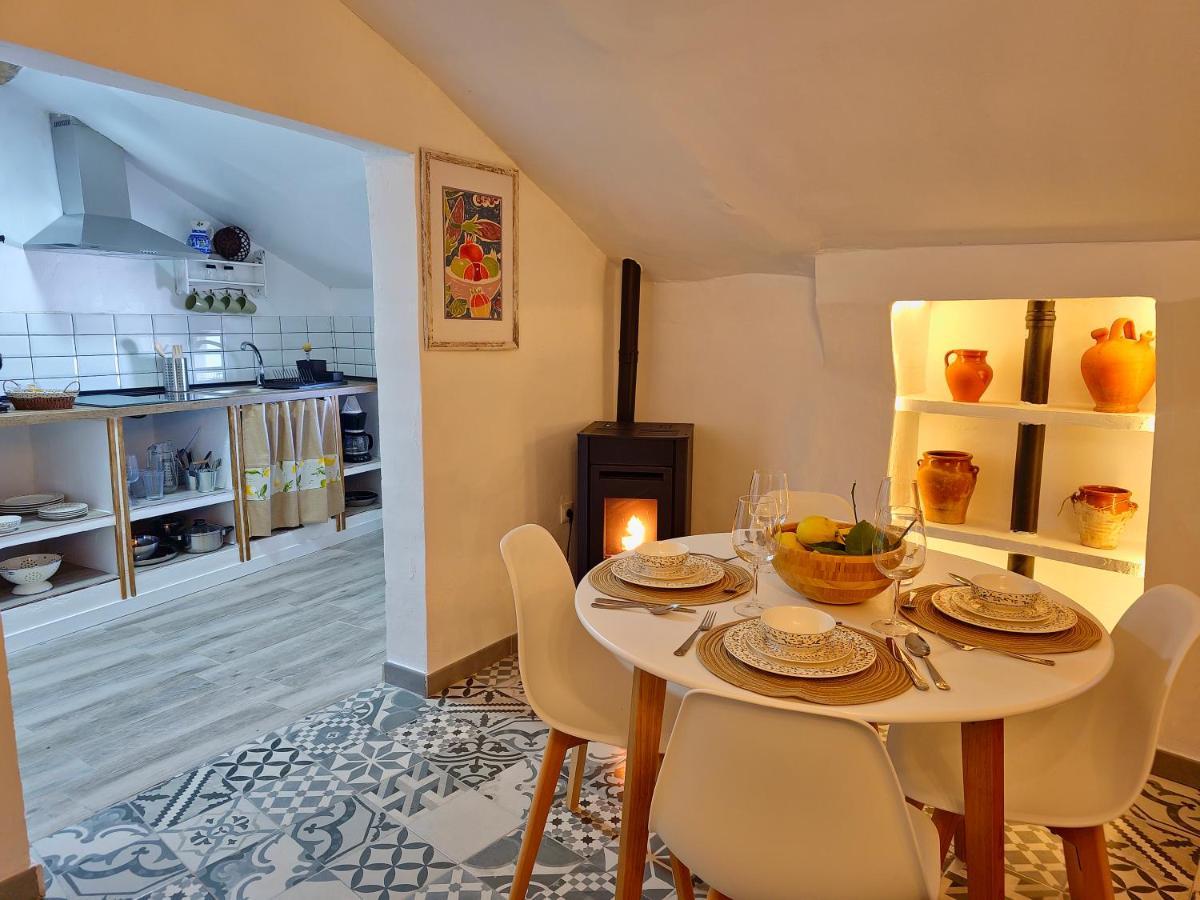 Apartamentos Rurales Tinguaton Aldeanueva de Barbarroya エクステリア 写真